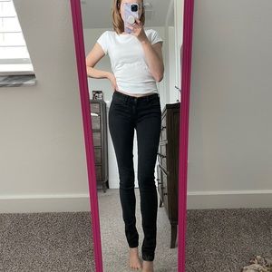 Black Skinny Jeans